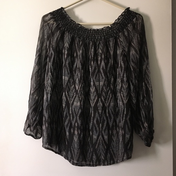 JOIE Black Print Silk Chiffon Smocked Blouse XS - Picture 3 of 5